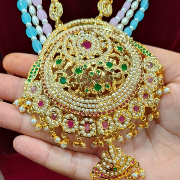 Malika Heritage Royal Round Pendant - Image 3
