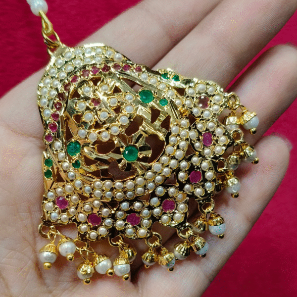 Malika Heritage Royal Round Pendant - Image 4