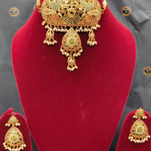Rajrani Addh Choker Set