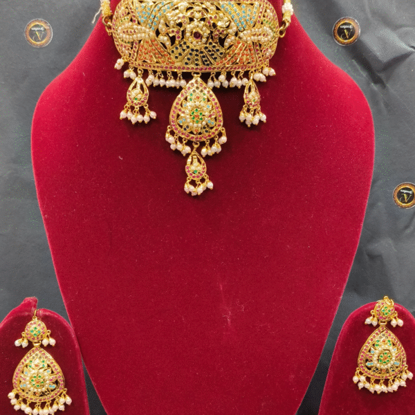 Rajrani Addh Choker Set
