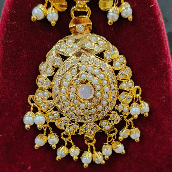 White Pearl Malika Heritage - Image 2
