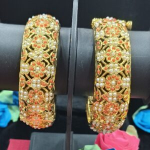 Noorjahan Jadau Coral-White Bangles