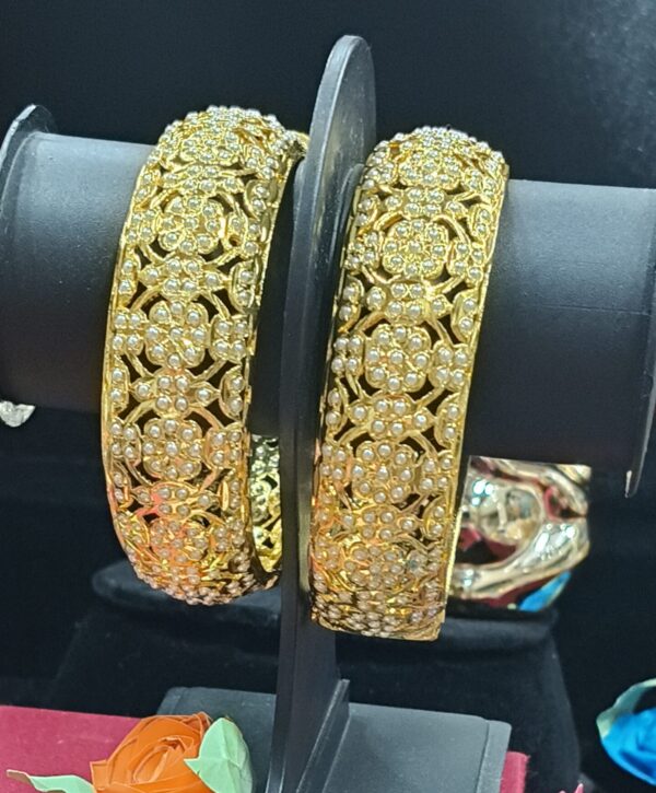 Noorjahan Jadau White Bangles