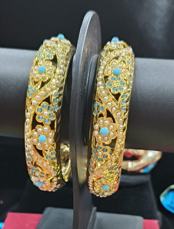 Afreen Firoza-White Jadau Bangles